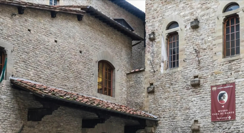 Casa Thiele alla Signoria — отель с удобным расположением в Флоренции