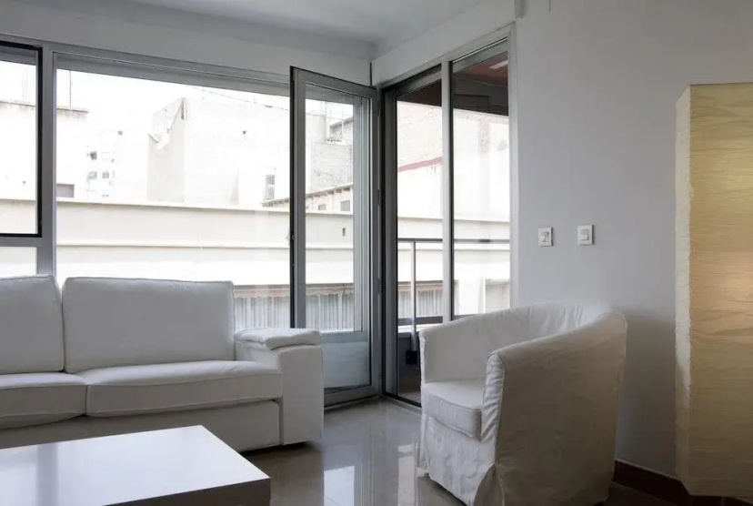 WellRenting.com Apartamentos Plaza Nueva — забронировать отель в Аликанте