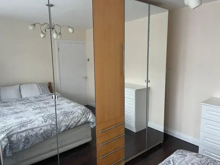 Inviting Apartment in Hayes With Garden & Parking — комфортный отель в Лондоне