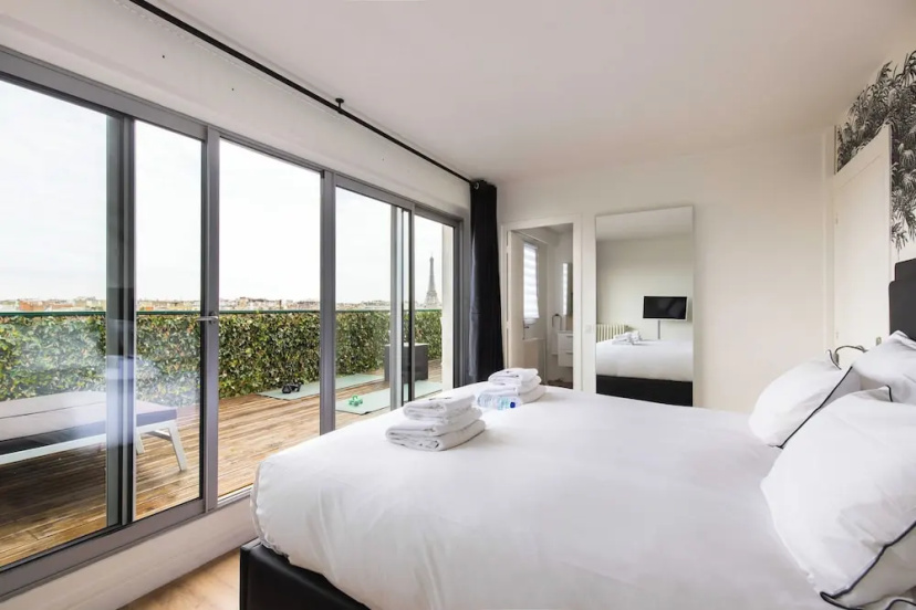 Charming Duplex - 1br/4p - Eiffel Tower View — отзывы гостей и цены