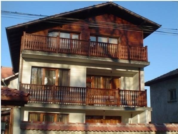 Villa Vera Guest House — отель с удобным расположением в Банско