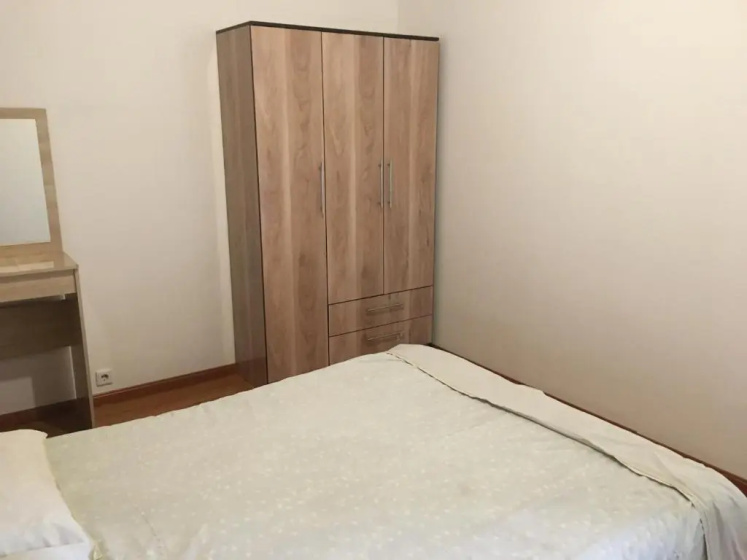 46 Karmysova street Serviced Apartments — забронировать отель в Алматы
