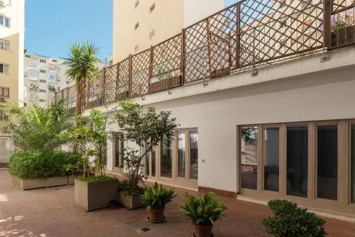Tiburtina Terrace Apartment 2 — отель в Риме, Италия