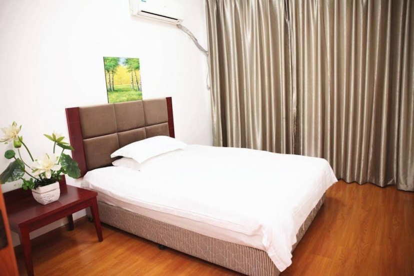 Chengdu Airport Lin Gang Apartment — забронировать отель в Чэнду