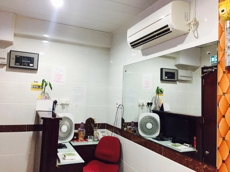 Kathmandu Guest House — забронировать отель в Гонконг