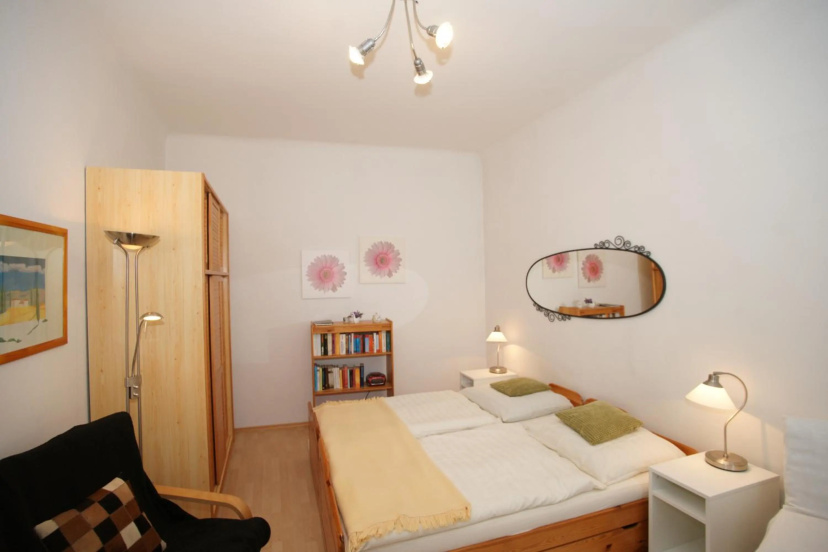 Freundliches Apartment mit Innenhof-Garten — забронировать отель в вене