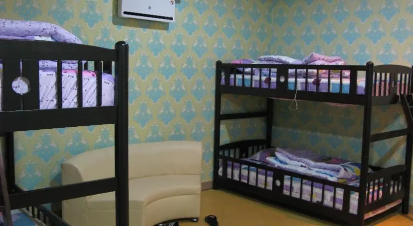 Sky Guesthouse Haeundae — отель с удобствами в Пусан