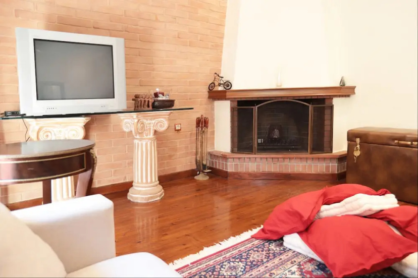 Pagrati Penthouse Apartment — отель с удобным расположением в Афины