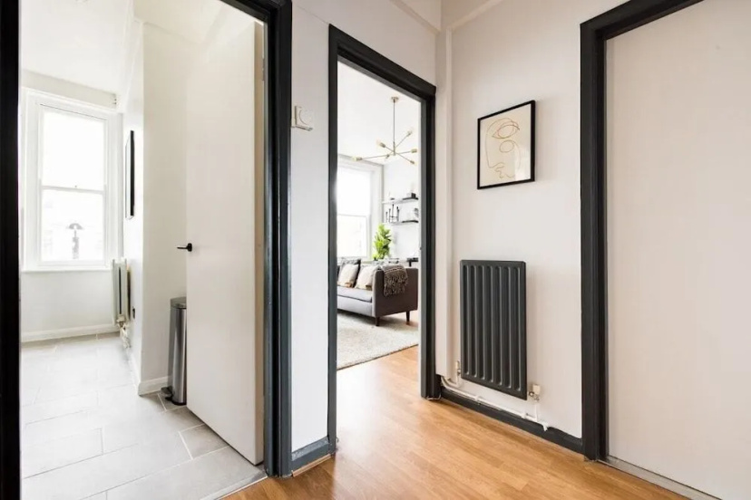 The Notting Hill Hideaway - Quaint 1Bdr Apartment — забронировать отель в Лондоне
