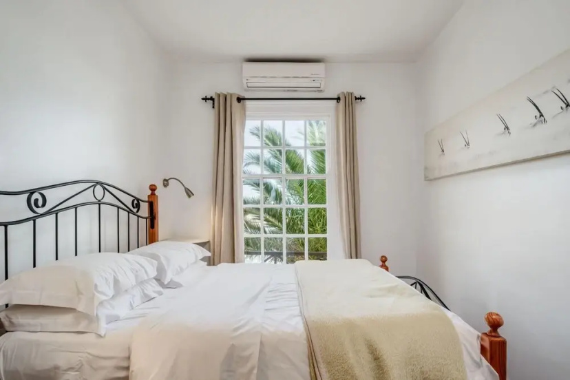 Two Bedroom Camps Bay Holiday Apartment With Private Pool CBT Palm Suite — отзывы гостей и цены