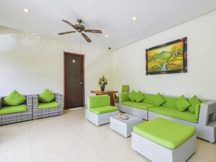 The Widyas Bali Villa — отель с удобствами в Денпасар