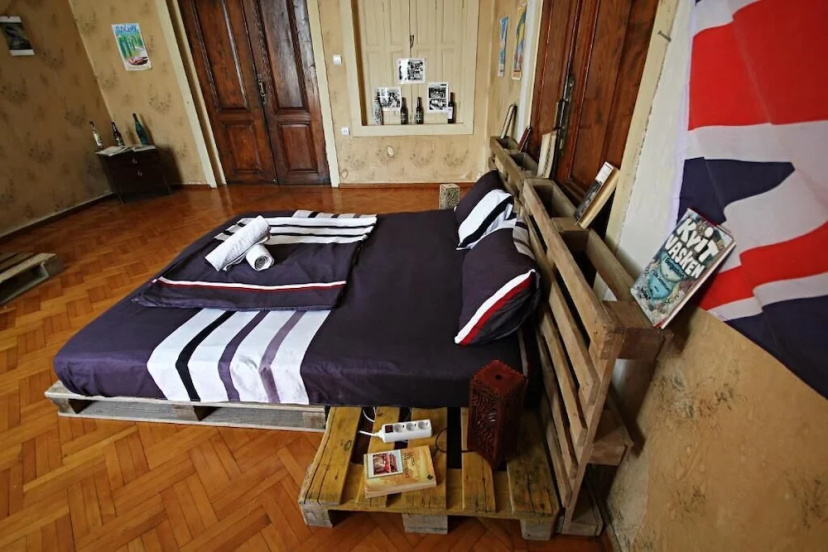 Hostel Dingo Backpackers — отель с удобствами в Кутаиси