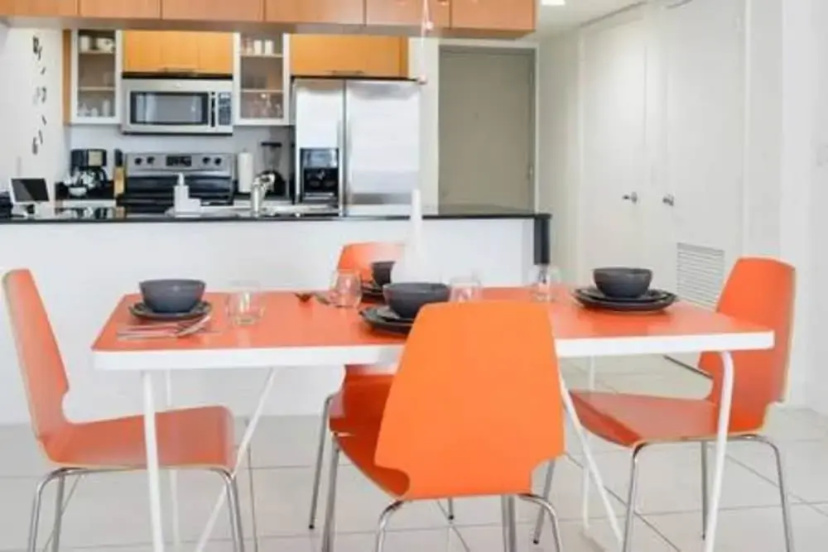 Waterfront 1BR w Bay Views Balcony Full Kitchen — отель с удобствами в Майами