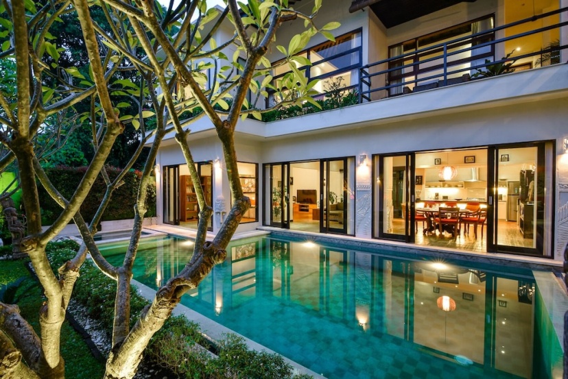 Цены на Villa Lotus Sea в Денпасар