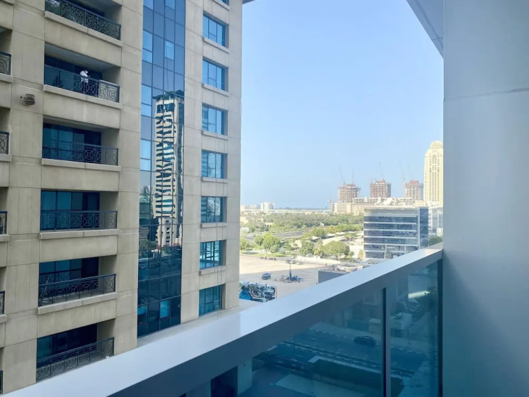 Beautiful and modern 1BR Apartment in Dubai Marina — забронировать отель в Дубае