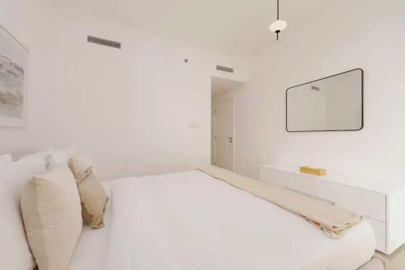 Maison Privee - Modern Chic Apt w/ Spectacular Downtown Views — отель в Дубае, Объединенные Арабские Эмираты