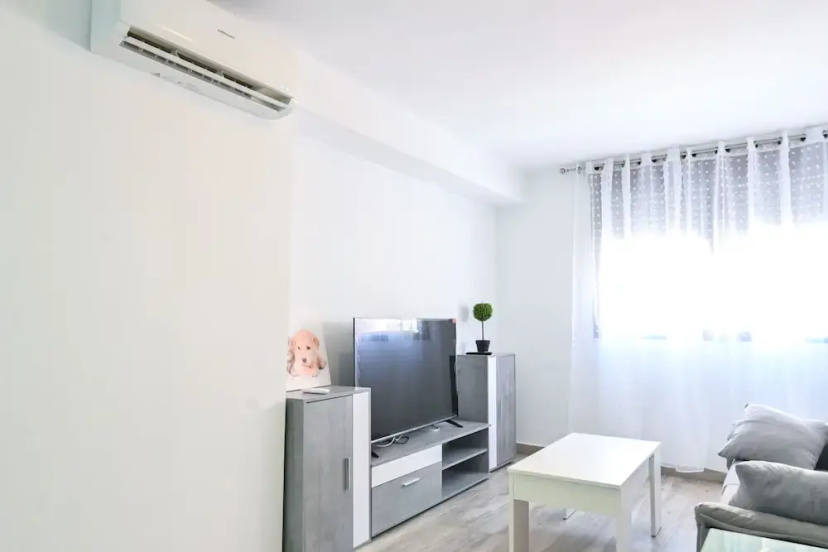 Цены на M Mma322a Acogedor Apartamento de un Dormitorio e в Мадриде
