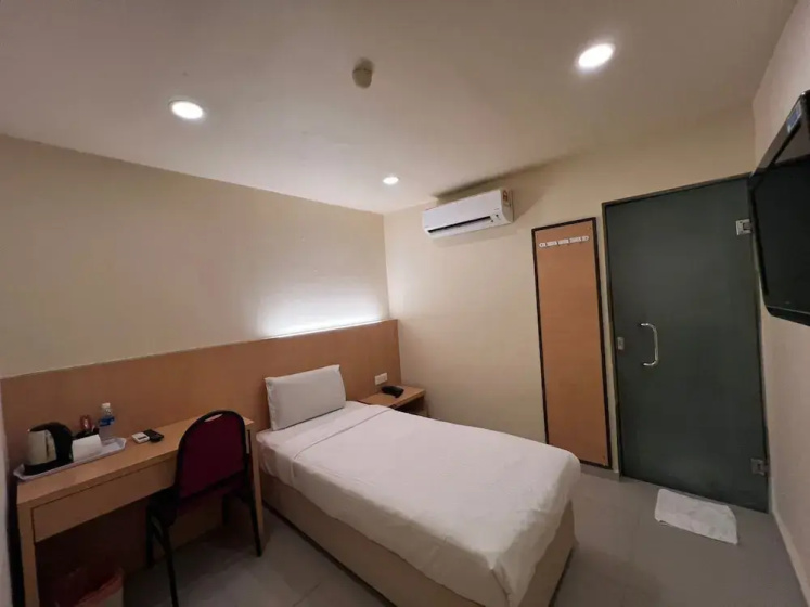 South Of The Clouds HOTEL KL SENTRAL — отель с удобствами в Куала-Лумпуре