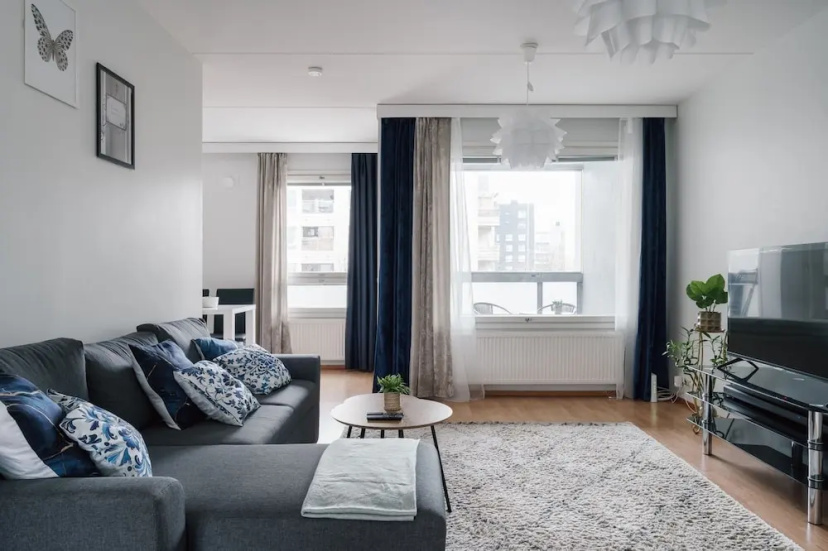 Spacious City Retreat with Private Sauna — комфортный отель в Хельсинки
