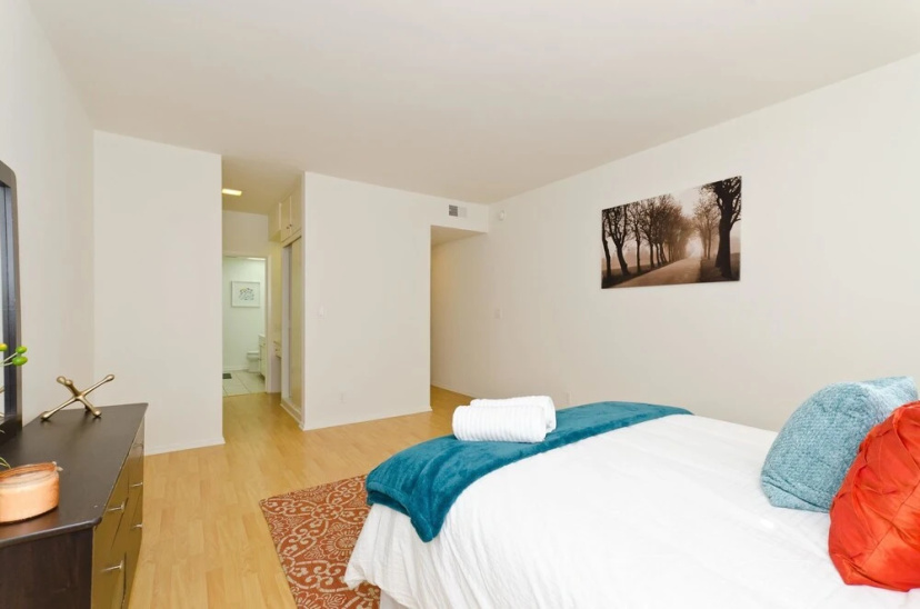 LA131 1 Bedroom Apartment By Senstay — отзывы гостей и цены