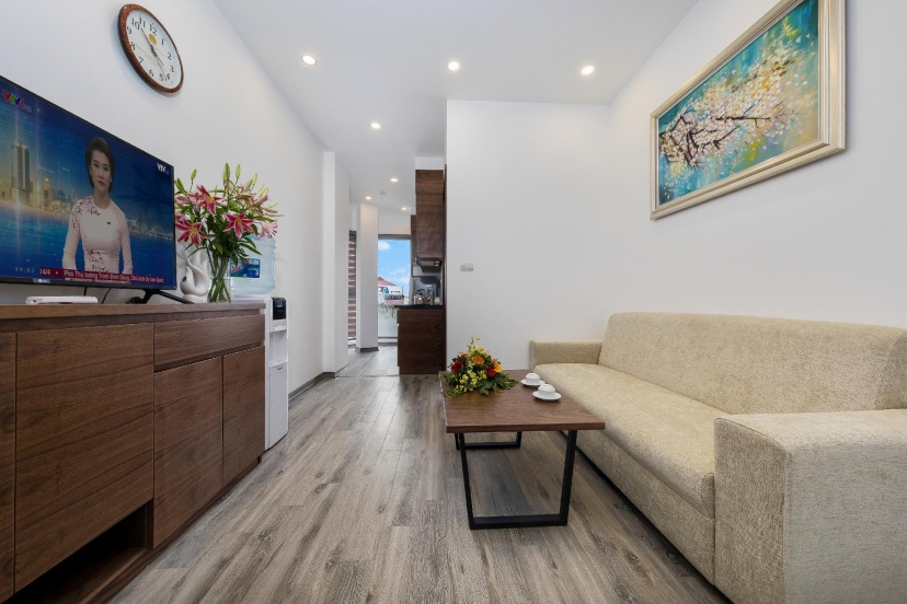 Granda West Lake Apartment — отель с удобствами в Ханое