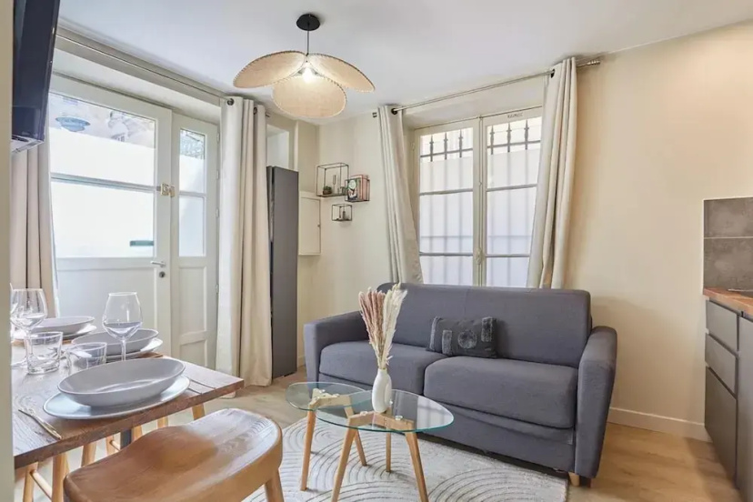 Cozy Apartment in the Center of Paris/montmartre — забронировать отель в Париже