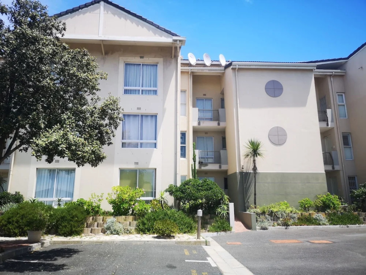 Цены на Family Cape Town Beachfront Apartment в Кейптауне