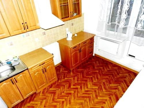 Apartamenty Uyutniy Dom Krasnoyarskiy Rabochiy — отель с удобствами в Красноярске