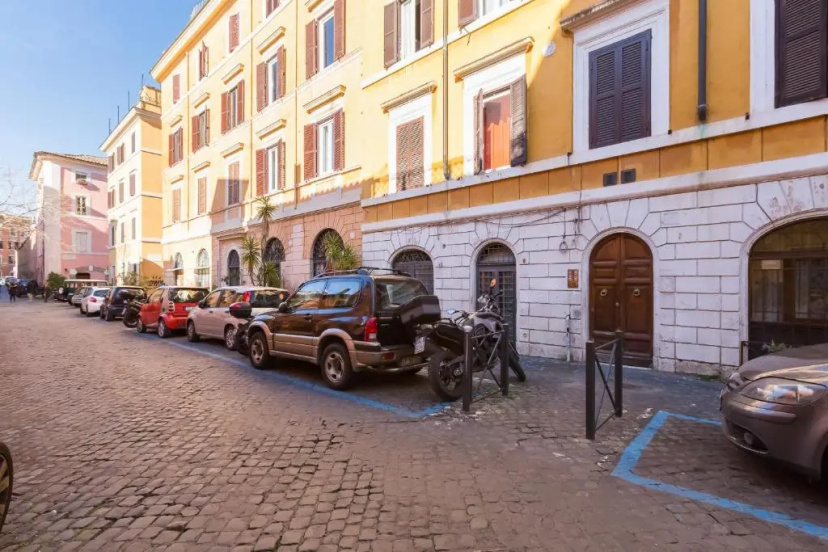 Trastevere Suite-Mattonato — отель с удобным расположением в Риме