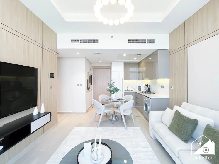Elegant 1BR at Azizi Riviera Prime Location — отель с удобным расположением в Дубае