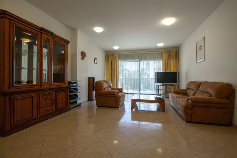 Цены на Sunny Apartments в Лимассол