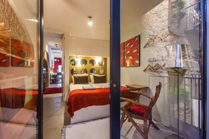 The Old Stables Chiado Apartments 4 — отель в Лиссабоне, Португалия