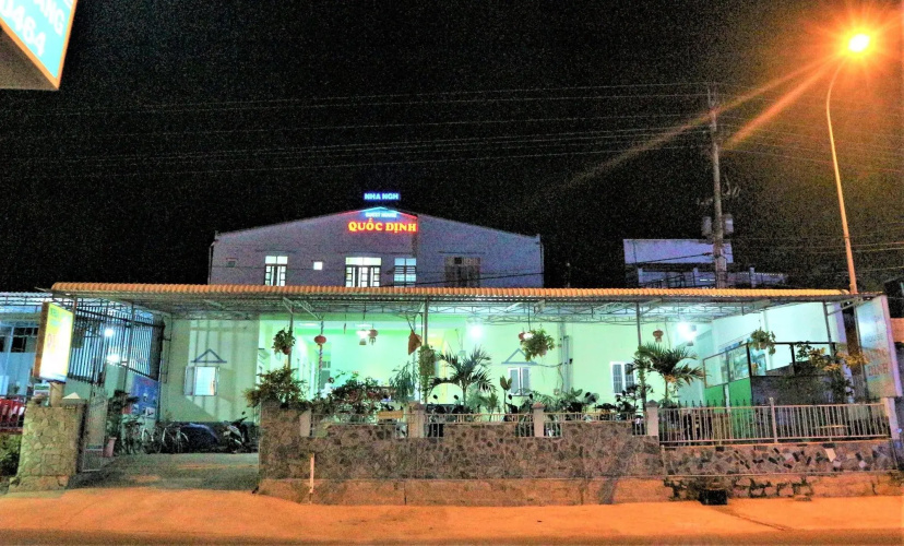 Quoc Dinh Guesthouse 3 — отель в фане, Вьетнам
