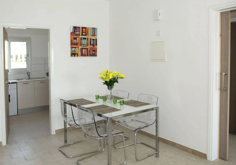 Anemos Apartments — комфортный отель в Лимассол