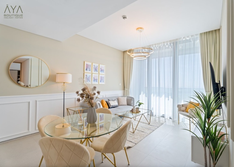 Aya - Canal View From this 1BR in Jumeirah Gate Tower 1 — отель в Дубае, Объединенные Арабские Эмираты