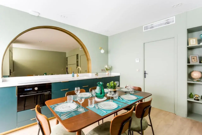Relais Cocorico 2 Bedrooms with Ac, 2 Bathrooms, 8 Min Eiffel Tower — комфортный отель в Париже