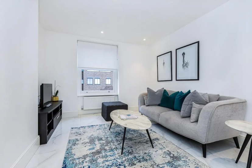 Modern Flat, Steps From Oxford Street! — отзывы гостей и цены