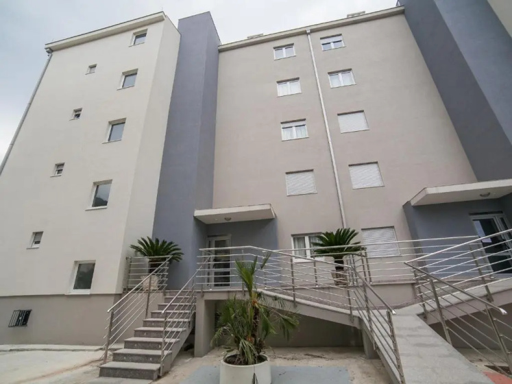 Цены на Peace 2 Apartments в Будва