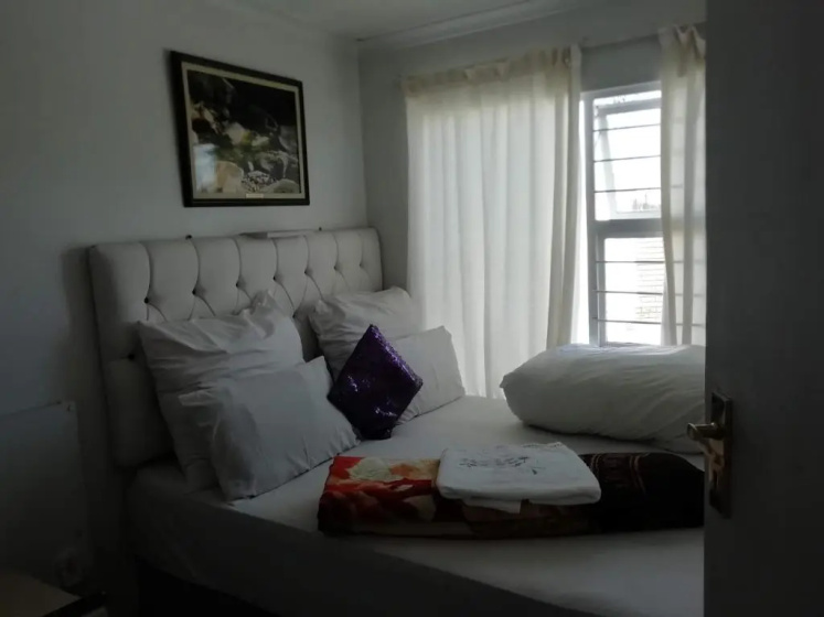 Inams guest House — комфортный отель в Кейптауне