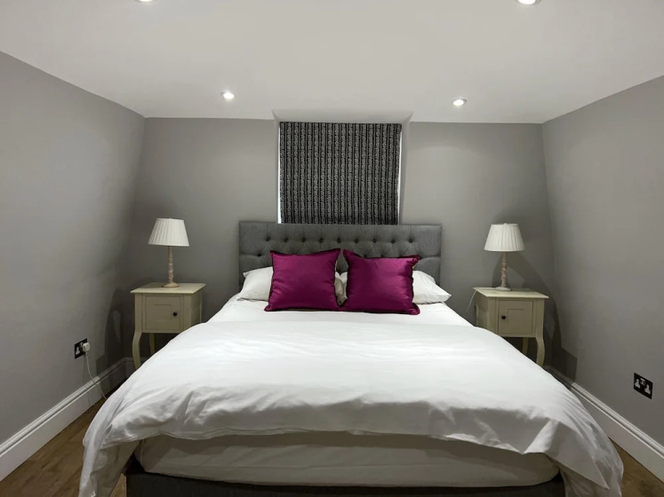 Цены на London-apartment-sleeps2-privateentrance в Лондоне