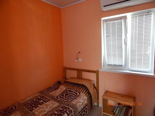 Guest House on Krasnodarskaya 40 — отель с удобным расположением в Ейске