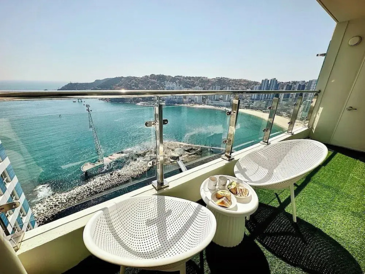 THE DECEMBER STAY Busan Ocean Terrace — забронировать отель в Пусан