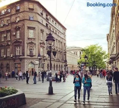 Knez Apartment — комфортный отель в Белграде