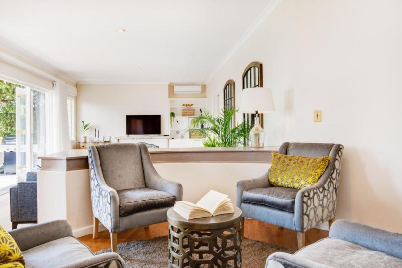 Table Mountain Family Retreat 4 — отель в Кейптауне, Южноафриканская Республика