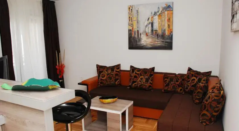 Azzuro Lux Apartments — отель с удобствами в Будва