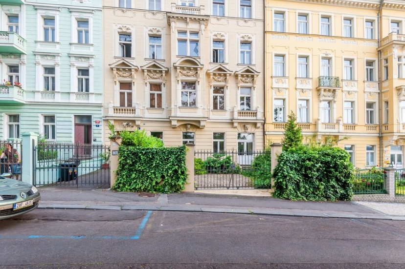 Na Smetance Apartments — забронировать отель в Праге