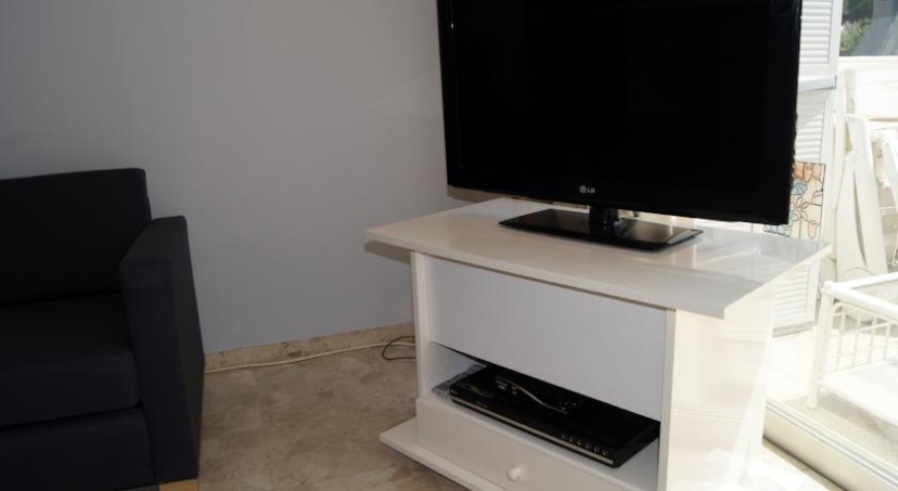 Amathusia Apartment No. 11 — отель с удобствами в Лимассол