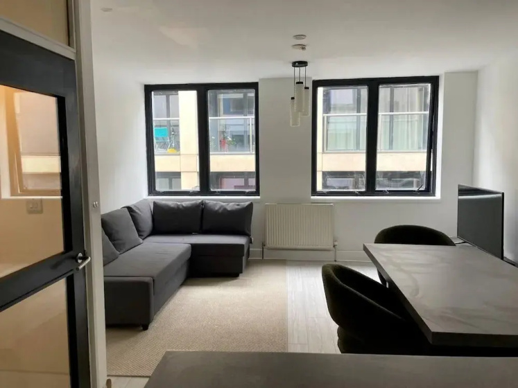 Цены на Beautiful 2-bed Apartment in Central London в Лондоне