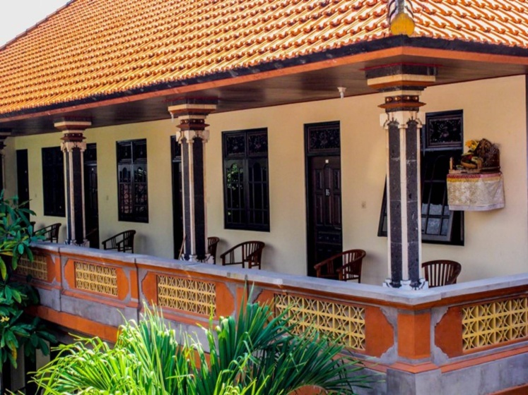 Lolo Beach Inn — отзывы гостей и цены