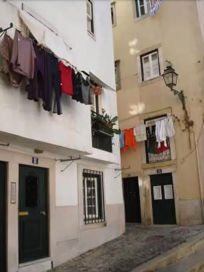 Цены на Lisbon Alfama - Fado Apartments в Лиссабоне
